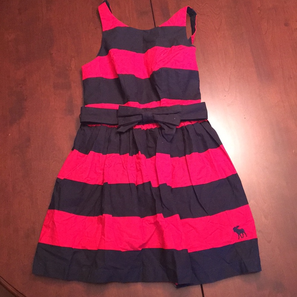 Cute Summer Dress w/ removable bow belt